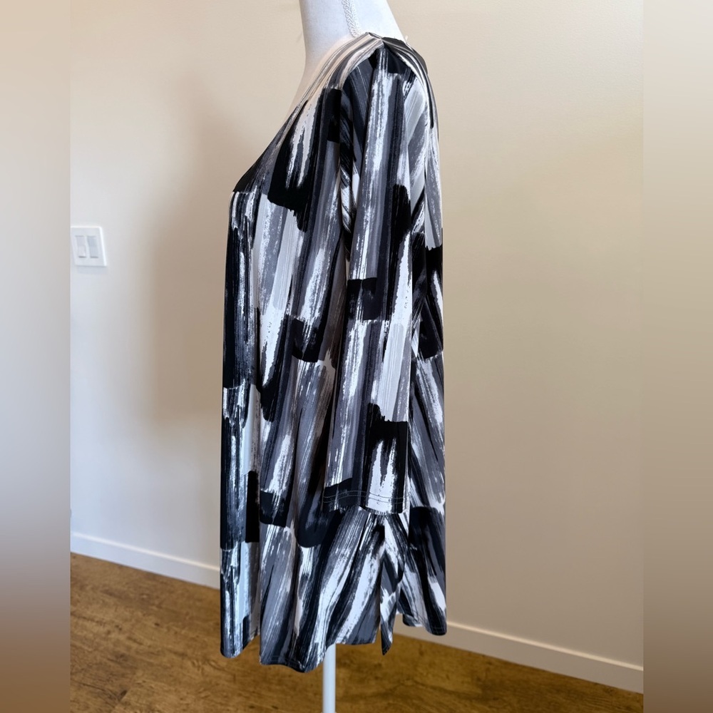 Sympli Long Sleeve Tunic Plus Size 1x Office Cruise Abstract Pattern Tailored - Picture 3 of 8